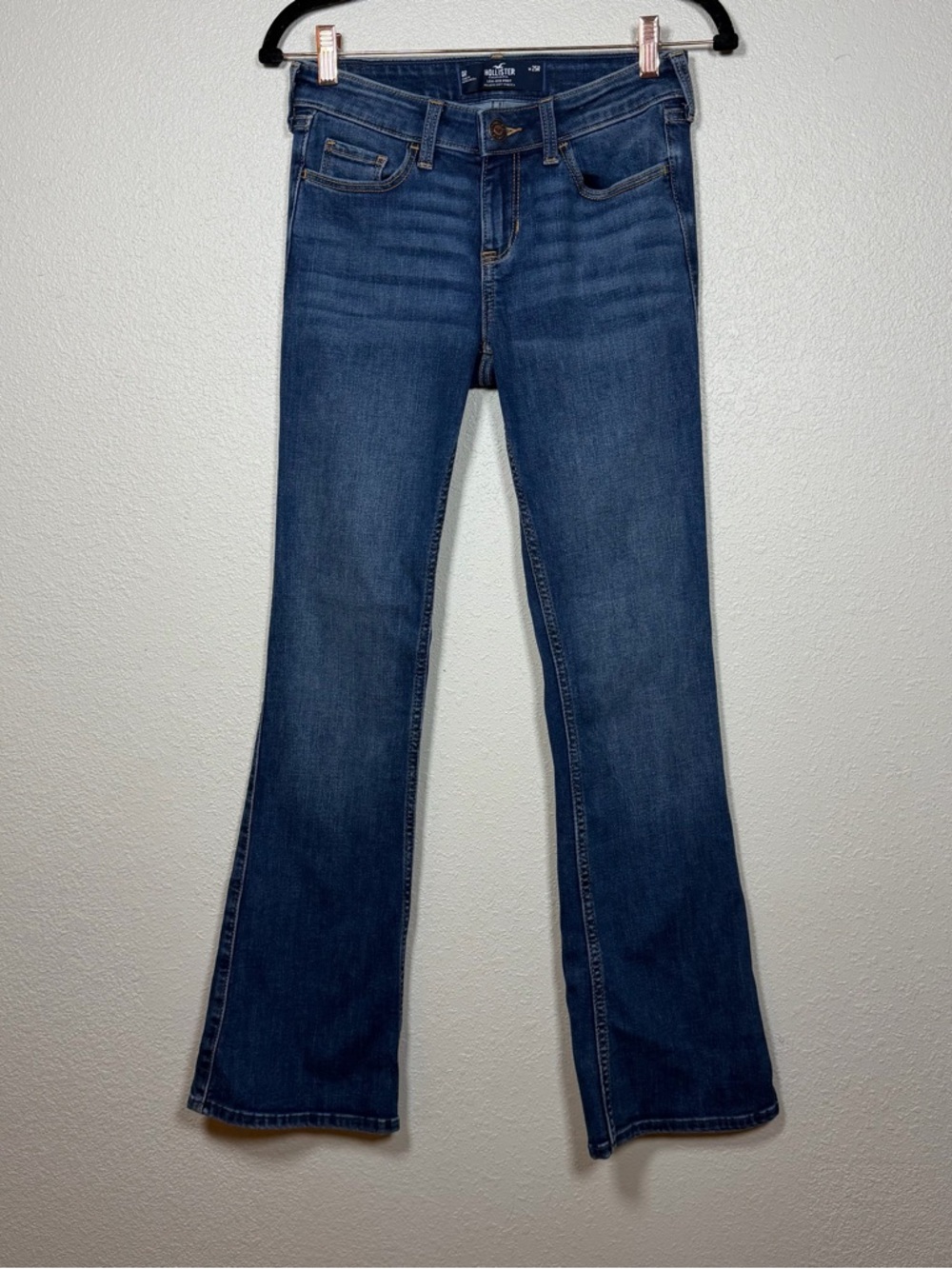Hollister Medium Wash Low Rise Bootcut Soft Stretch Size 0R/25R